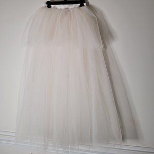 NWT Victoria's Secret Layered White Tulle Maxi Skirt